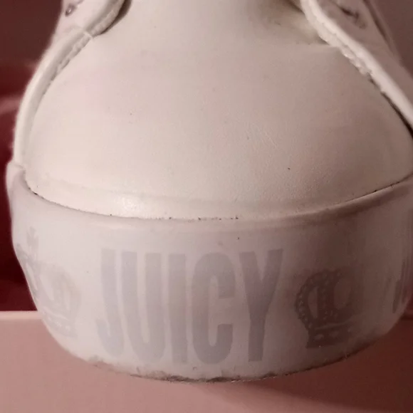 Juicy Couture "JUICY CHAYA" π - Picture 10 of 12